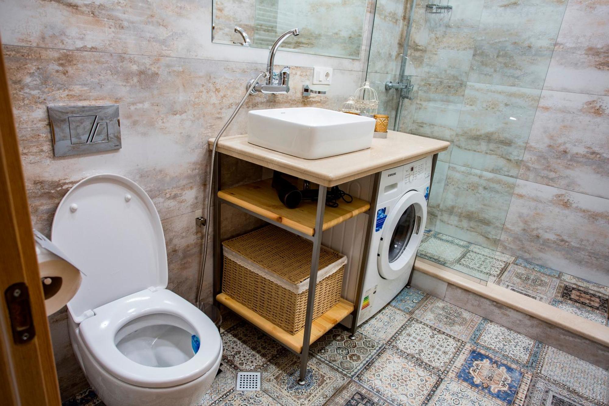 Yellow Apartment In Avlabari 트빌리시 외부 사진